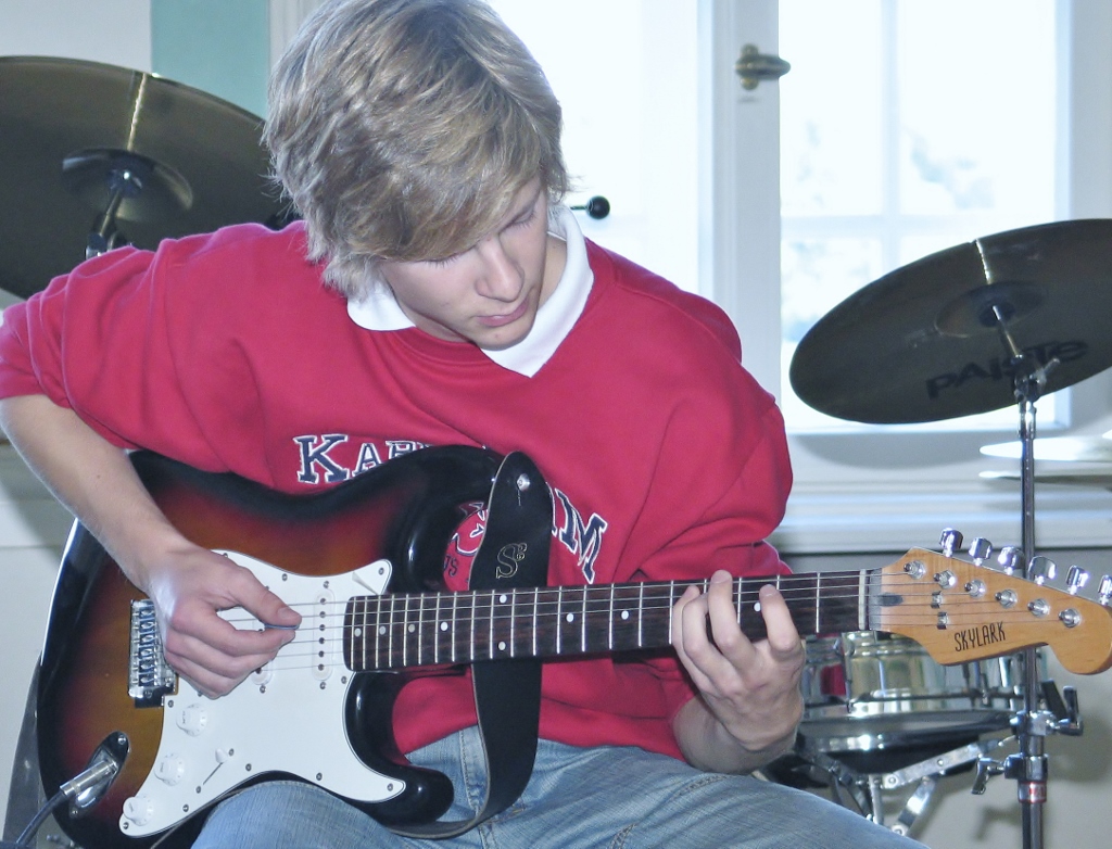 Zupfinstrumente - E-Gitarre